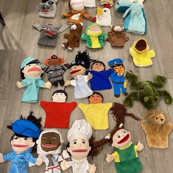 Large Lot of Plush Hand Puppets – Lakeshore,  Folkmanis & more - Vintage to Y2K - Picture 2 of 2
